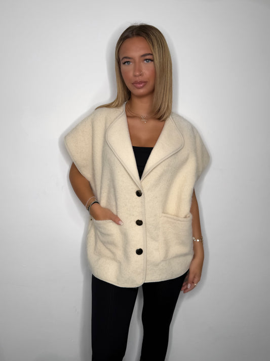 VESTE SANS MAANCHE BLANCHE